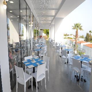 Saint George Hotel Lartos Exterior photo